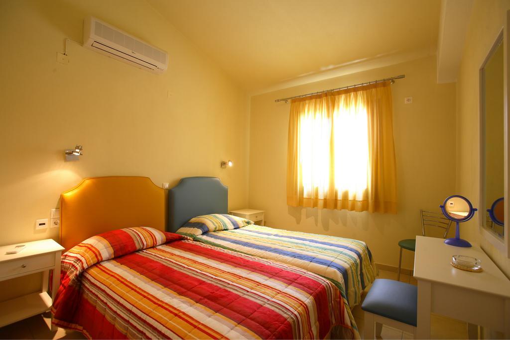 Porto Skopelos Villas Exterior foto